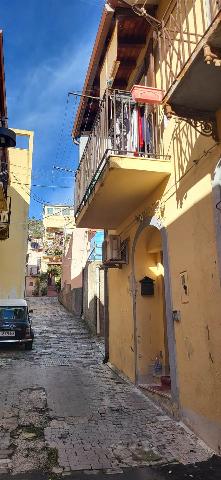 Casa indipendente in Via Madonna della Lettera, Messina - Foto 1