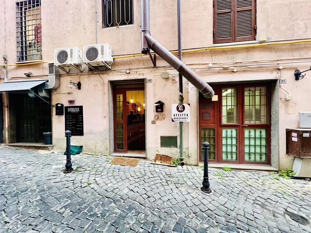 Negozio in Via San Pancrazio 23, Albano Laziale, {3} - Foto 1