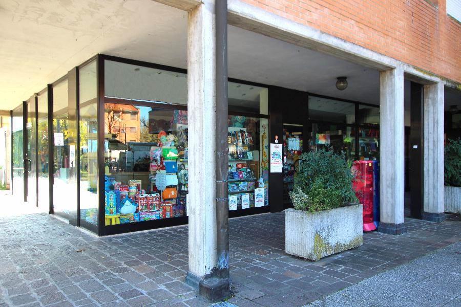 Negozio in Via Roma, Calderara Di Reno, {3} - Foto 1