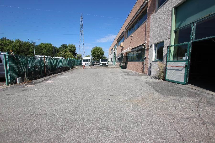 Capannone in Via Collodi, Calderara Di Reno, {3} - Foto 2