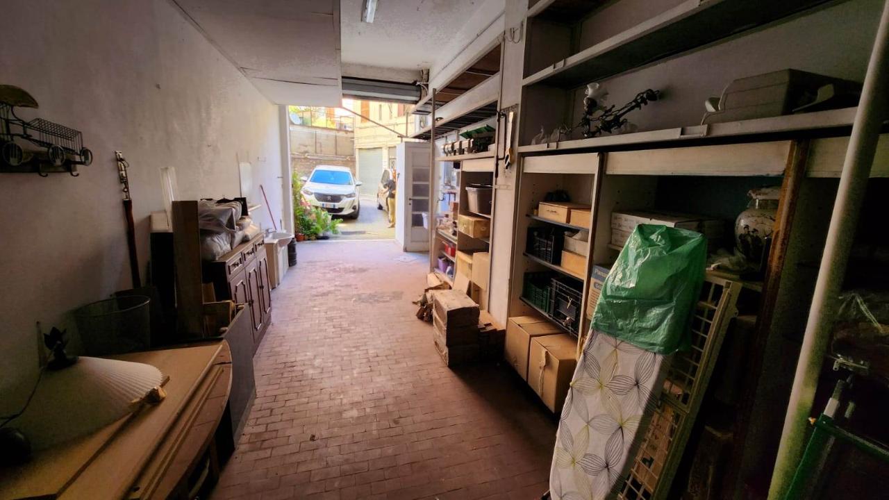 Magazzino in Via Suor Maria Mazzarello, Roma, {3} - Foto 2