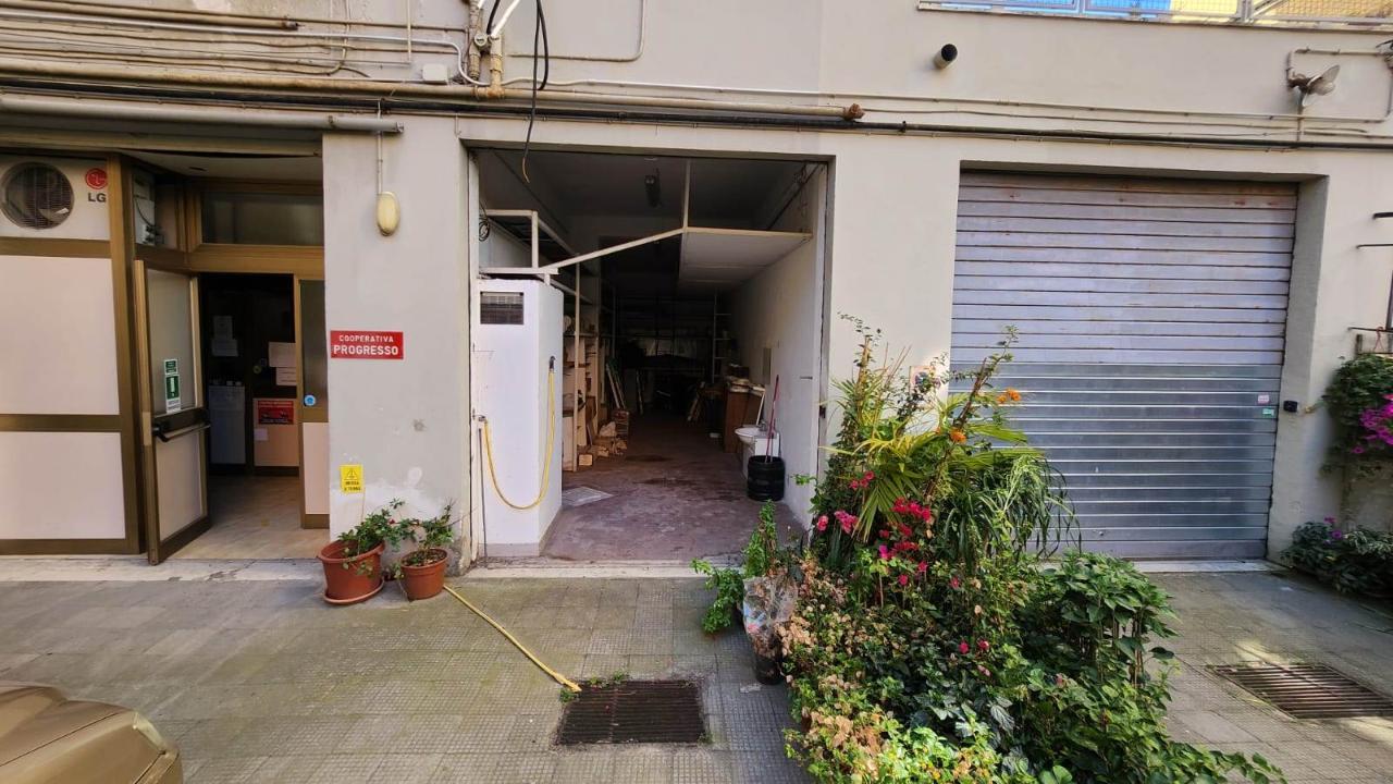 Magazzino in Via Suor Maria Mazzarello, Roma, {3} - Foto 1