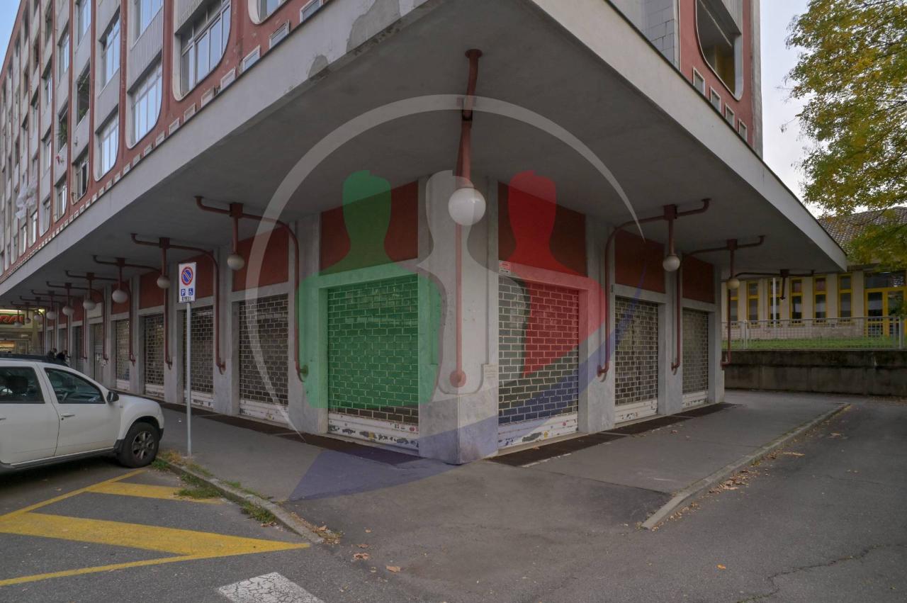 Negozio in Viale Carru' 8, Rivoli, {3} - Foto 1