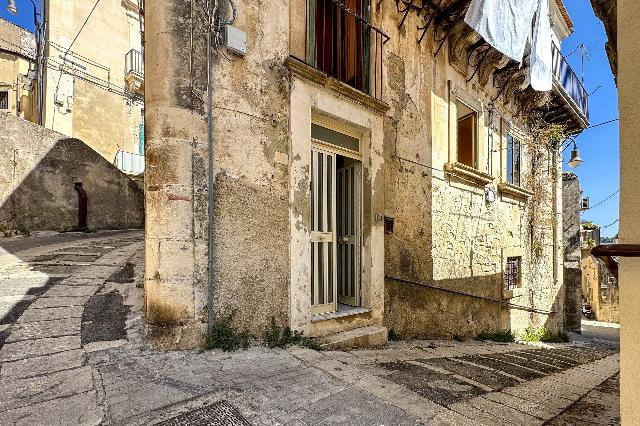 Einfamilienhaus in Via Moncada 44, Modica - Foto 1