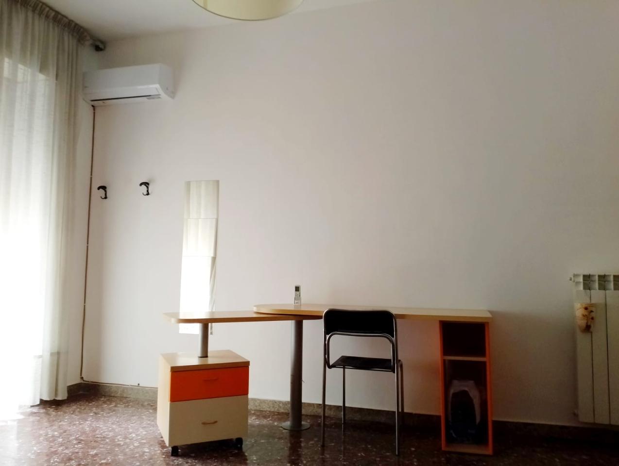 Stanza/Camera in affitto a Catania