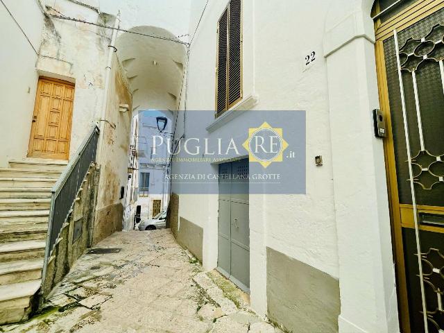 Detached house in Via Pascale, Castellana Grotte - Photo 1