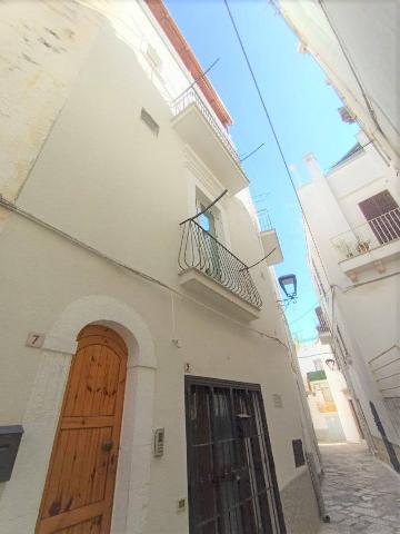 Detached house in Via Sant'Onofrio, Castellana Grotte - Photo 1