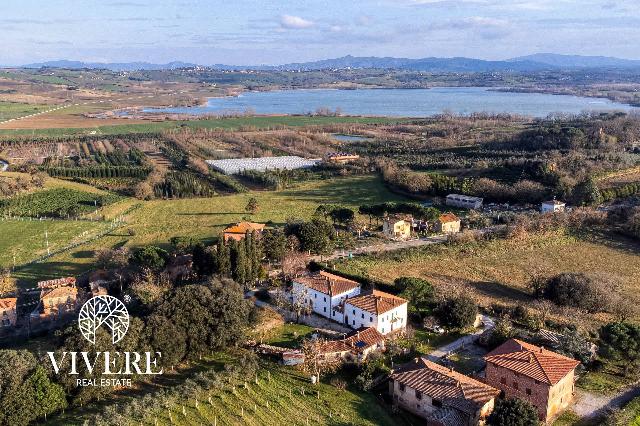 Mansion in Via Monteluce 1, Castiglione del Lago - Photo 1