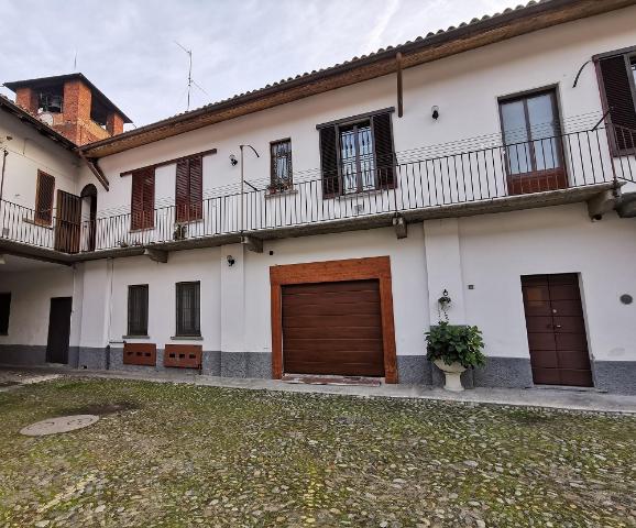 2-room flat in Piazza Vittorio Emanuele II 4, Melzo - Photo 1