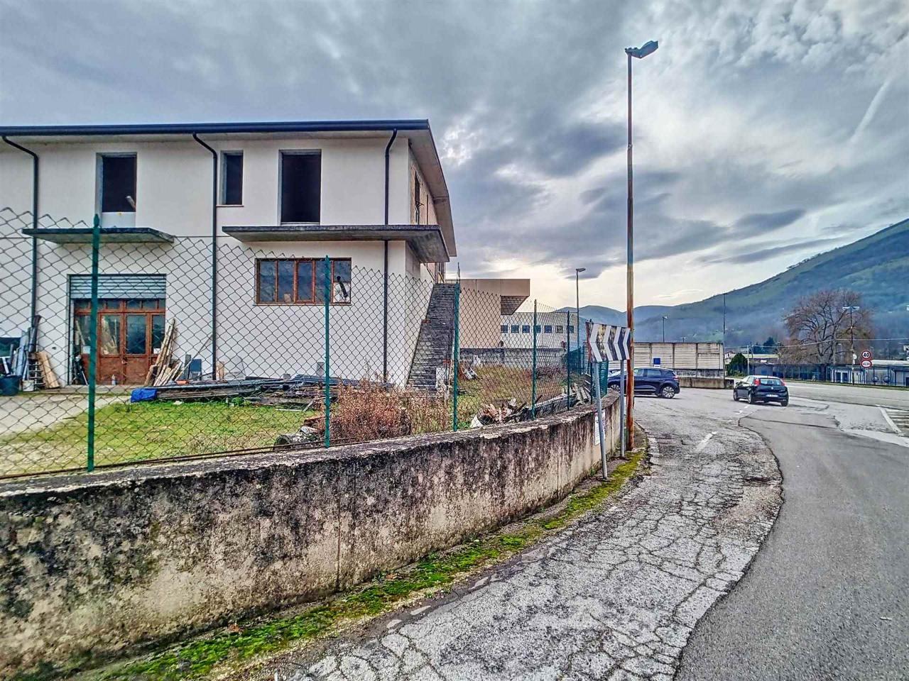Capannone in C.da  San Luca, Muro Lucano, {3} - Foto 2