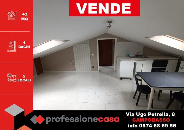 2-room flat in Via Ugo Petrella, Campobasso - Photo 1