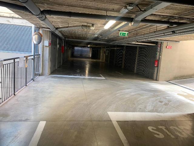 Autoparkplatz in Viale Corsica 83, Firenze - Foto 1