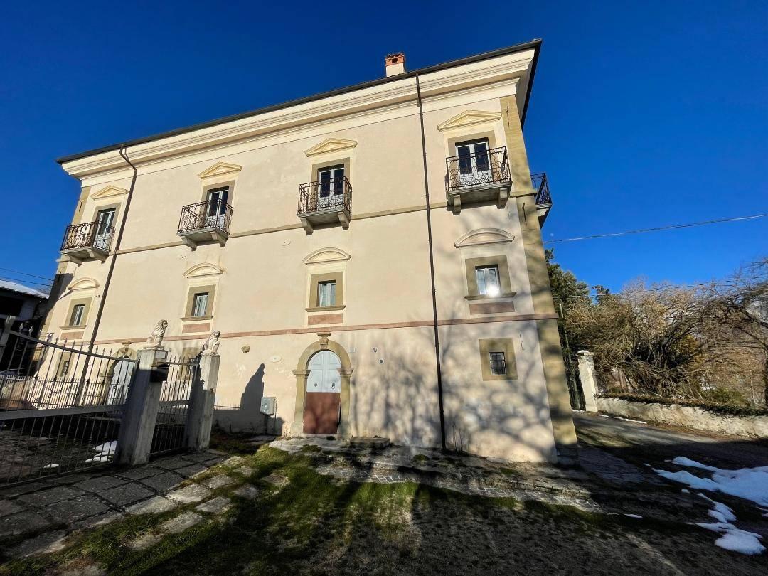 Villa in vendita a Capitignano