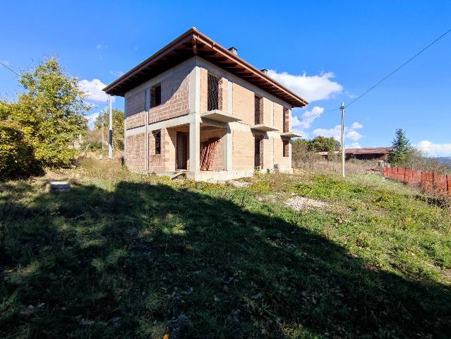 Mansion in Via delle Macchiole Snc, L'Aquila - Photo 1