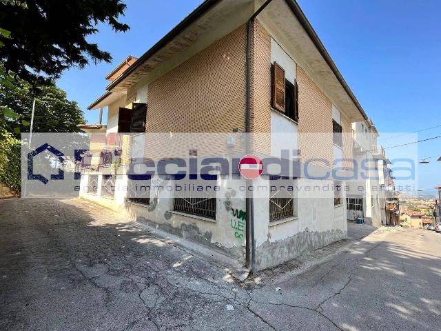 Einfamilienhaus in Via Adriatico 3., Monte Urano - Foto 1