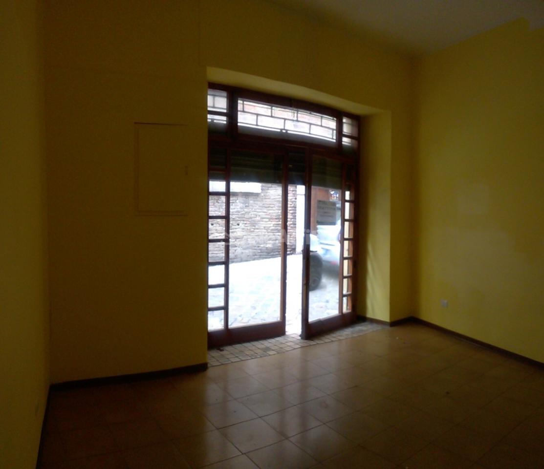 Negozio in , Macerata, {3} - Foto 2