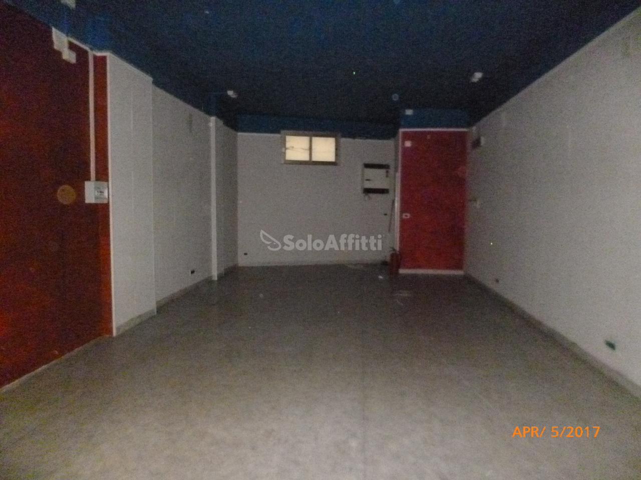 Negozio in , Macerata, {3} - Foto 1