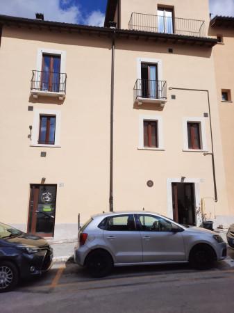 Negozio in Via Sallustio, L'Aquila, {3} - Foto 2