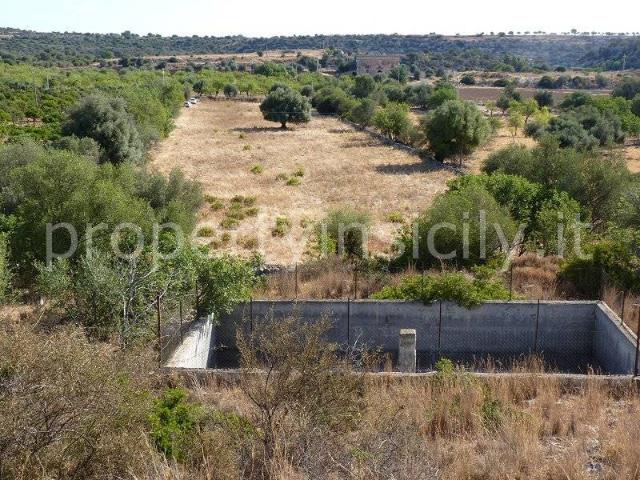 Terreno agricolo in Contrada Cavesecche, Noto - Foto 1