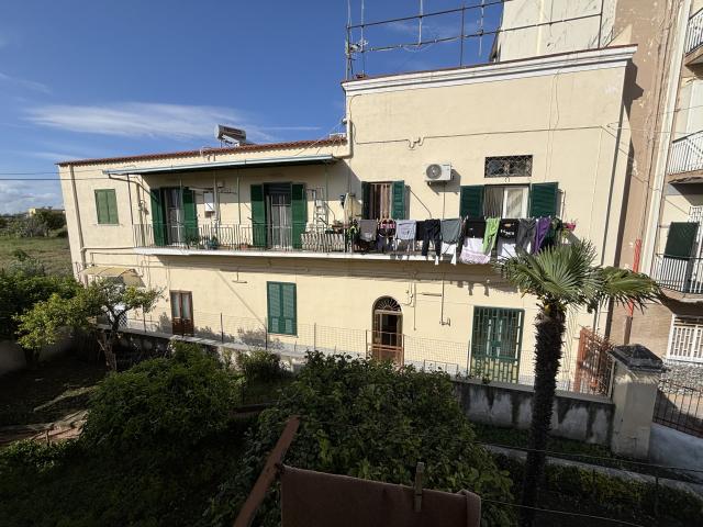 Dreizimmerwohnung in Via Cimaglia, Torre del Greco - Foto 1