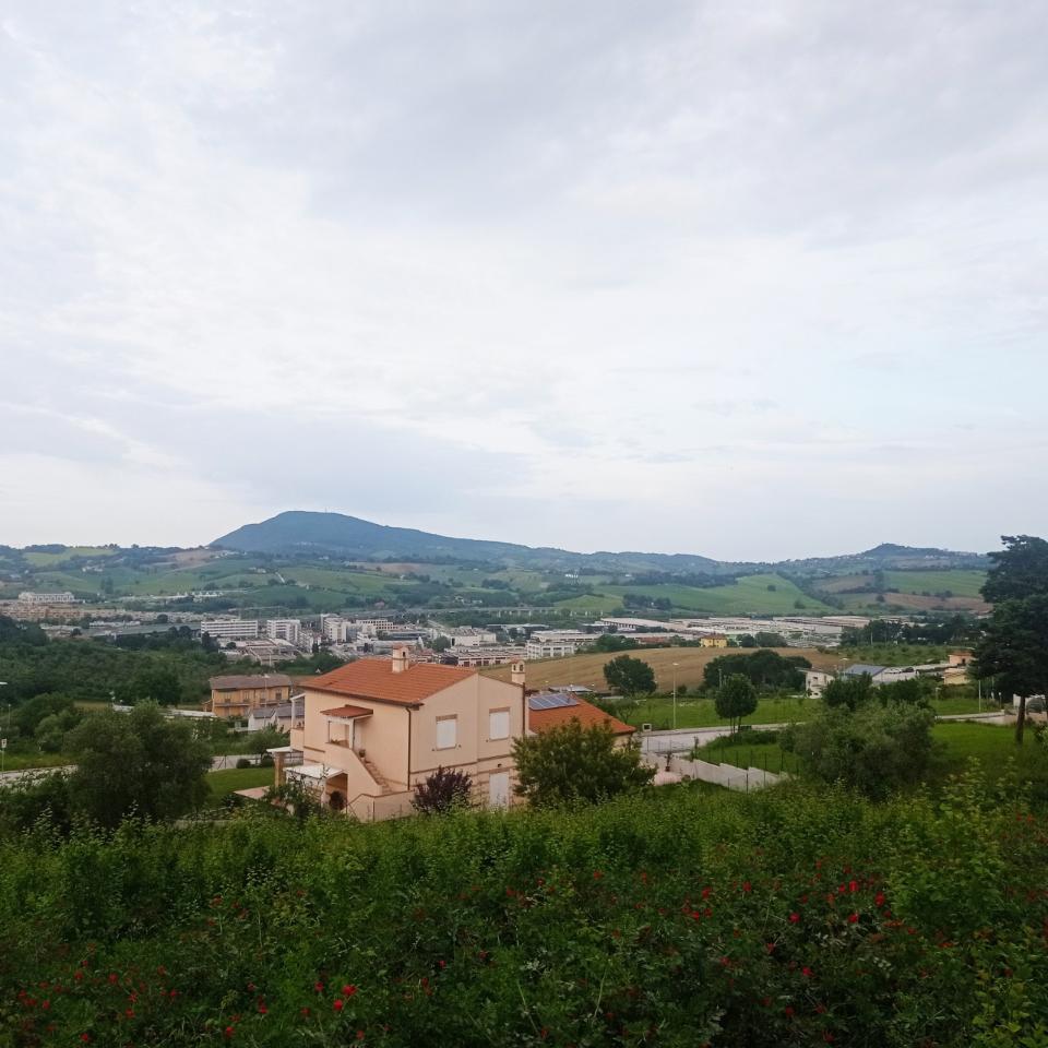 Terreno edificabile residenziale in vendita a Ancona