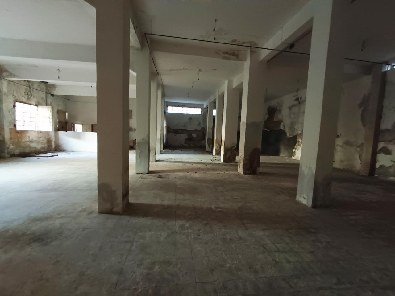 Magazzino in Via Raffaello Sanzio, Ancona, {3} - Foto 2