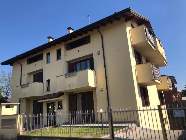 Zweizimmerwohnung in Via Buonarroti 26, Inveruno - Foto 1