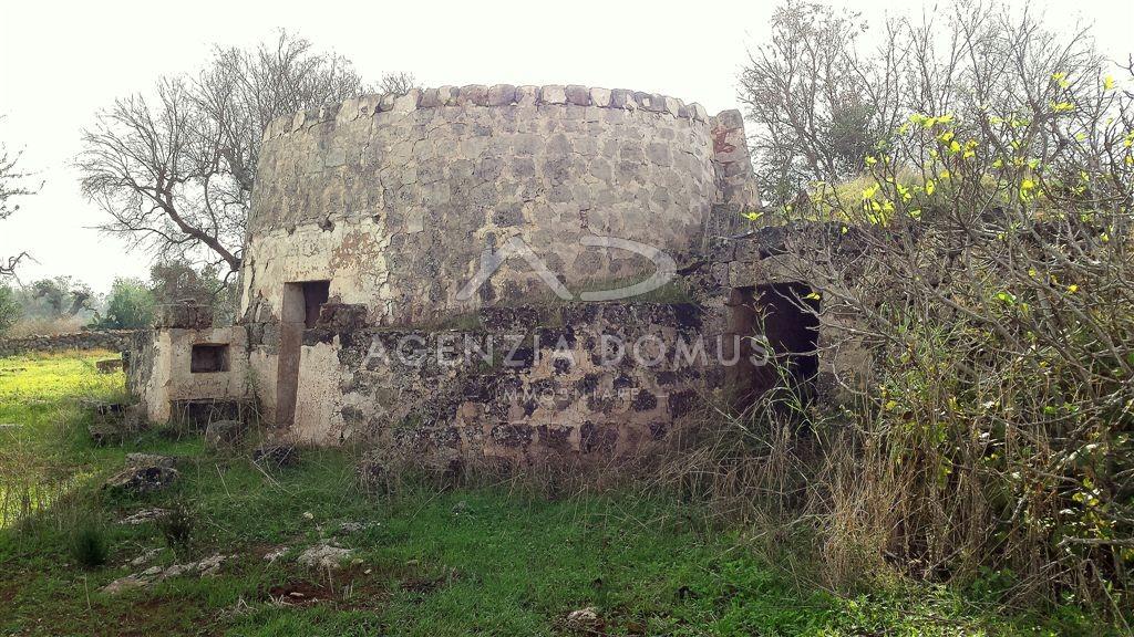 Trullo in vendita a Racale