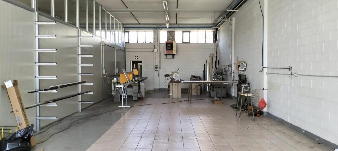 Capannone in , Cascina, {3} - Foto 2
