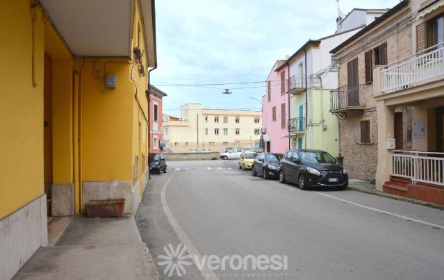 Geschäft in Via Santo Spirito 8/a, Lanciano - Foto 1