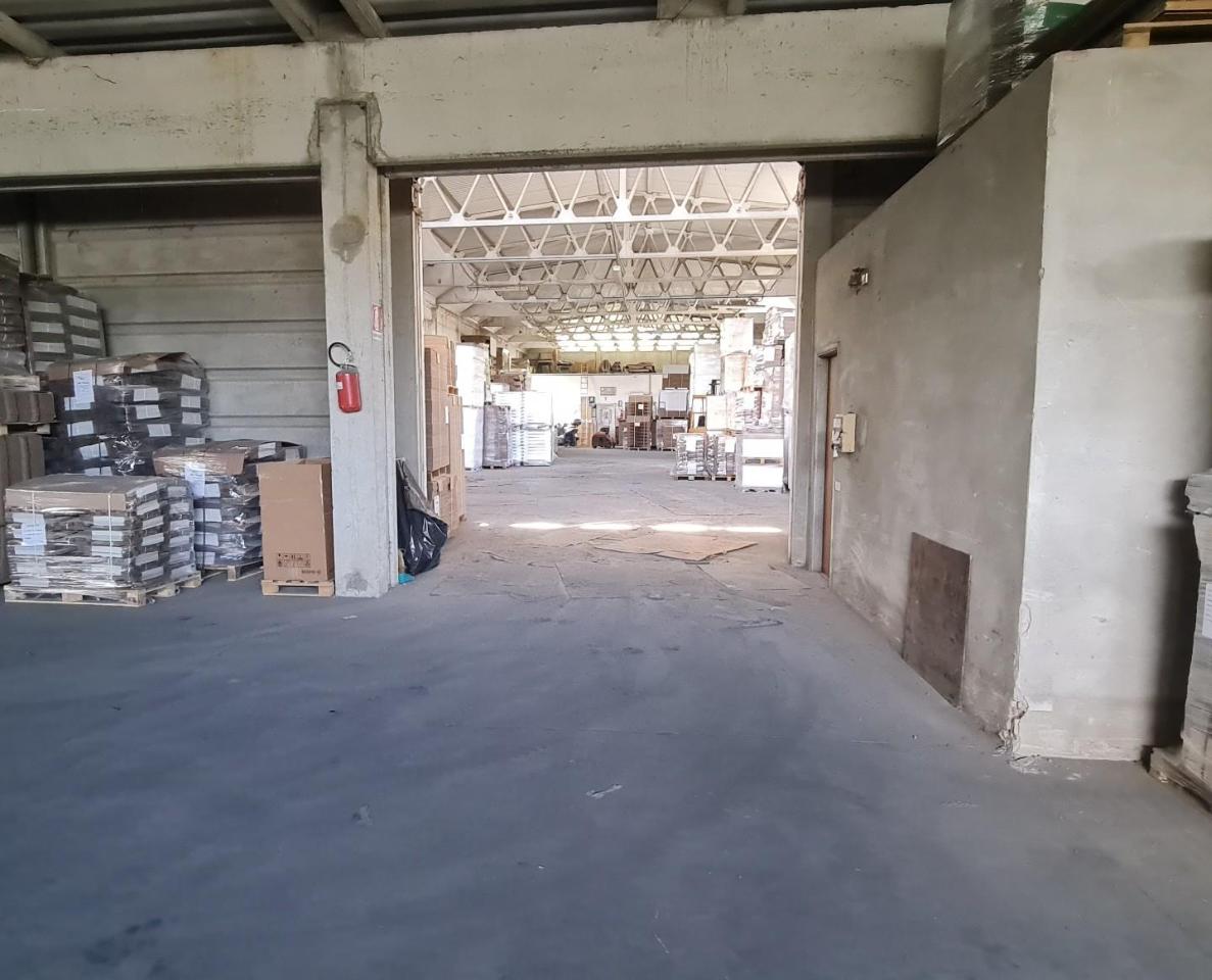 Capannone in , Fucecchio, {3} - Foto 1