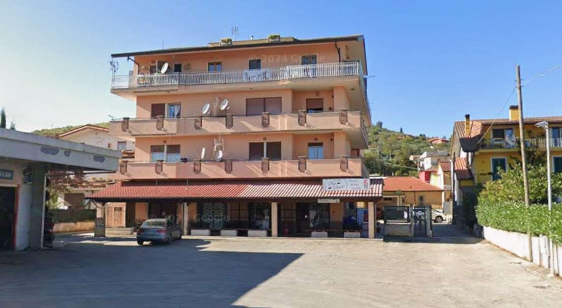 Negozio in Sp35, 22, Alatri, {3} - Foto 2