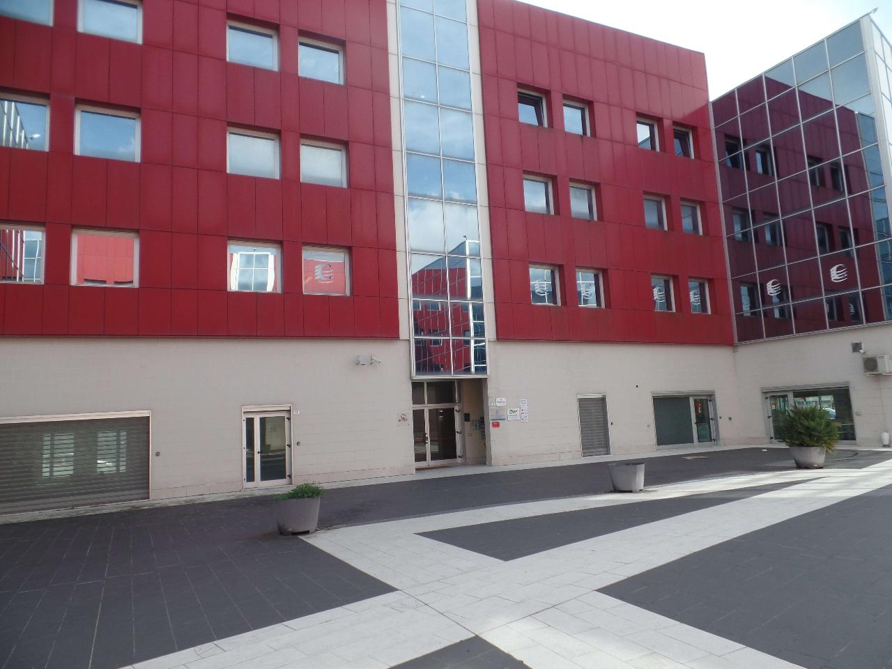 Ufficio in Via Armando Vona 1, Frosinone, {3} - Foto 1