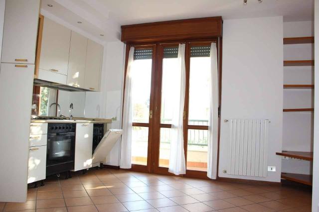 2-room flat in Via Monza 108, Cernusco sul Naviglio - Photo 1