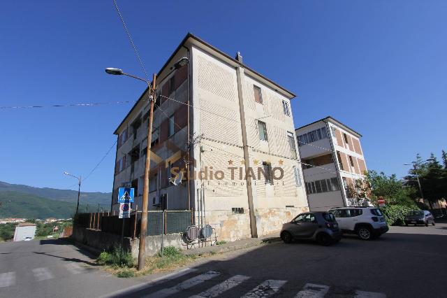 Trilocale in Via Dante Alighieri 6, Montalto Uffugo - Foto 1