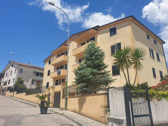 Quadrilocale in Piazza Trieste, Sant'Agata de' Goti - Foto 1