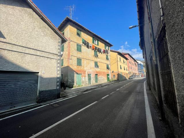 Trilocale in Via Arvigo 141, Sant'Olcese - Foto 1