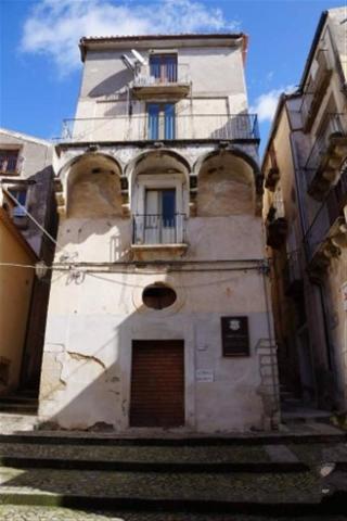 4-room flat in Corso Garibaldi, Paola - Photo 1