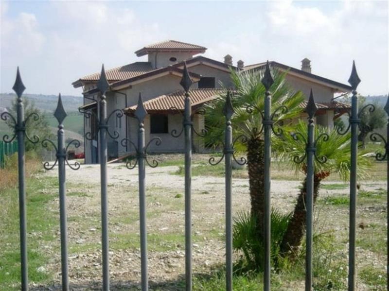 Villa in vendita a Crognaleto