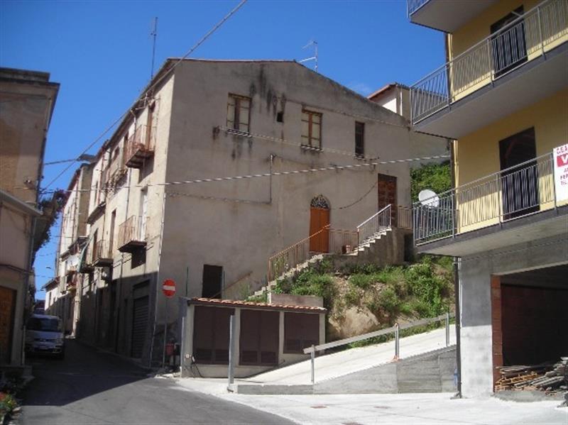 Appartamento in vendita a Sant'Angelo Di Brolo