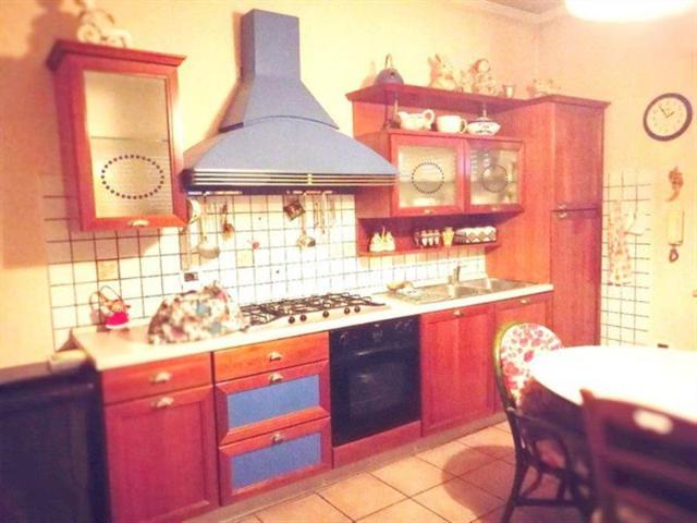 Apartament in {3}, Via Roma - Photo 1