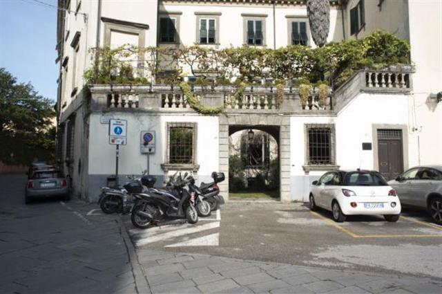 Appartamento in Piazza San Pietro Somaldi, Lucca - Foto 1