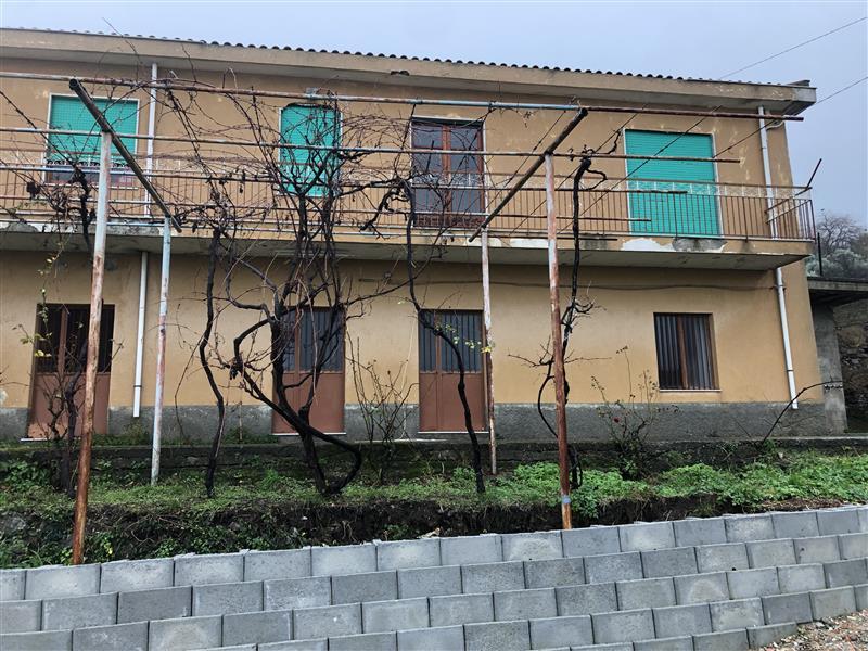 Villa in vendita a Piraino