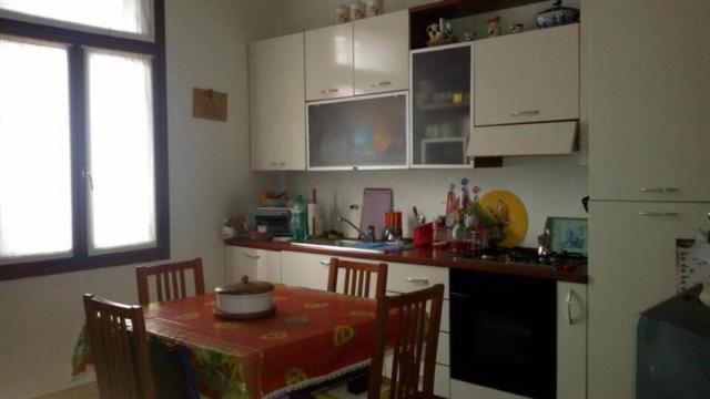 3-room flat in Giosuè Carducci, Badia Polesine - Photo 1