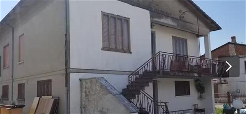 Appartamento in vendita a Castelnovo Bariano
