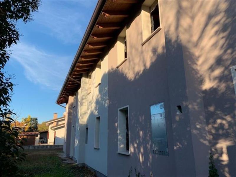 Villa in vendita a San Bellino