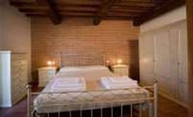 Country house or cottage in Case Sparse Creti, Cortona - Photo 1