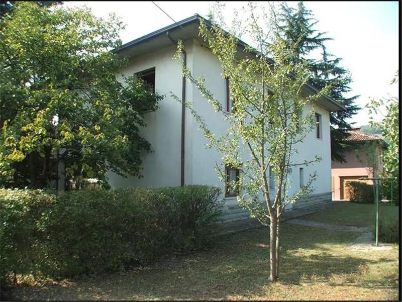 Villa in vendita a Santa Sofia