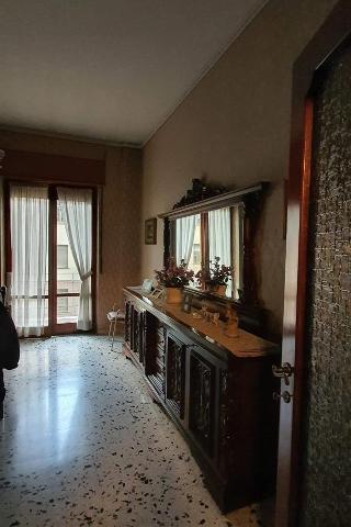 4-room flat in {3}, Via Luigi Amabile - Photo 1