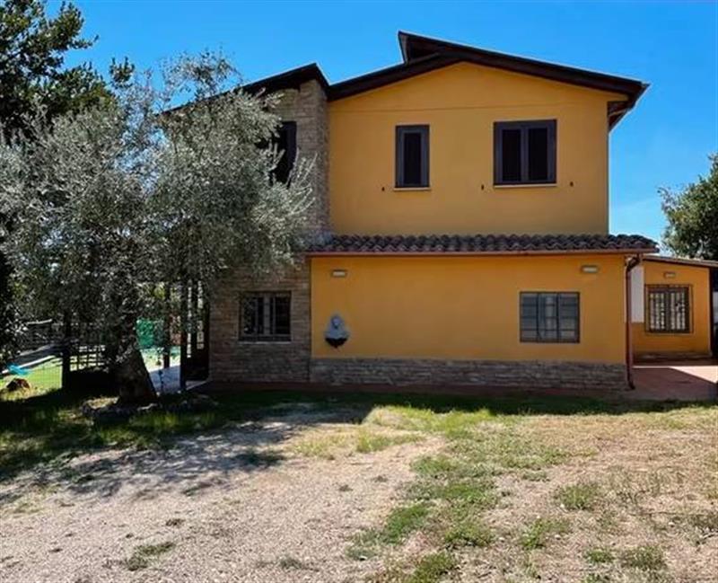 Villa in vendita a Montopoli Di Sabina